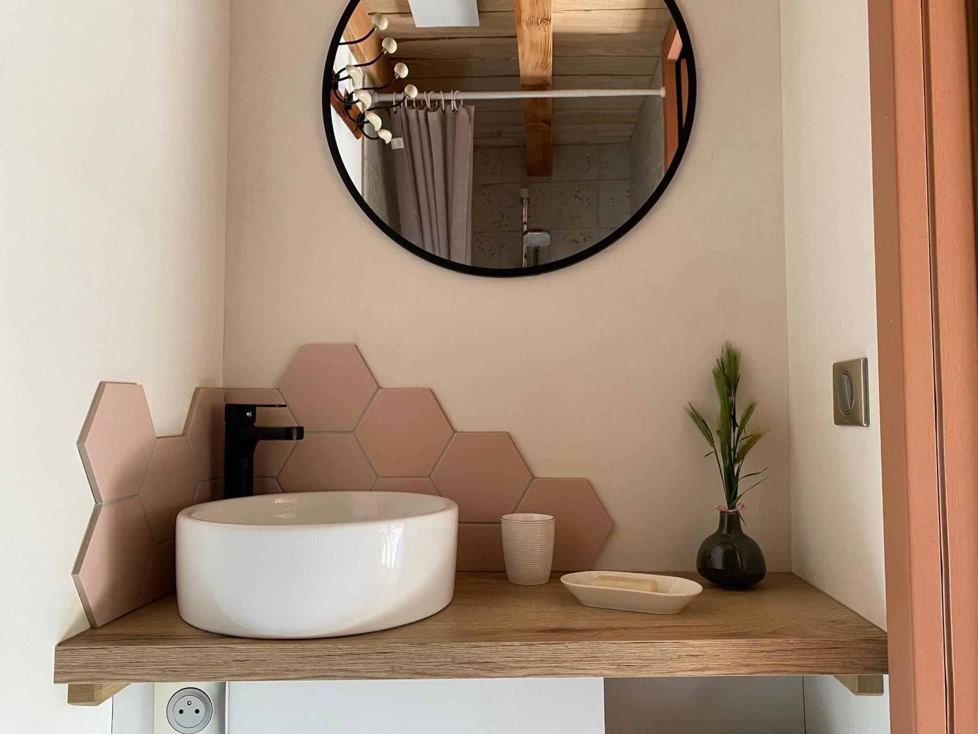 Tiny House De Tempoyrac Villa La Rochette  Buitenkant foto